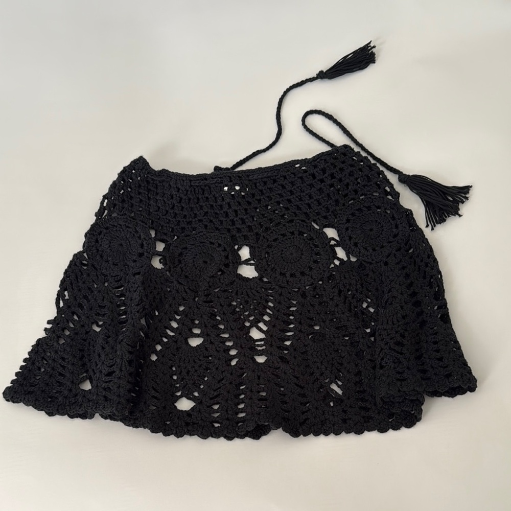 Subdued Black Crochet Skirt - Picture 2 of 3